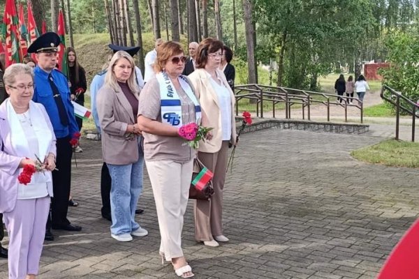 Митинг к 84 годовщине расстрела низянских комсомольцев-подпольщиков 